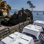 Portofino Deluxe Family Suite - Balcony, Sea View, Private Hotel Beach