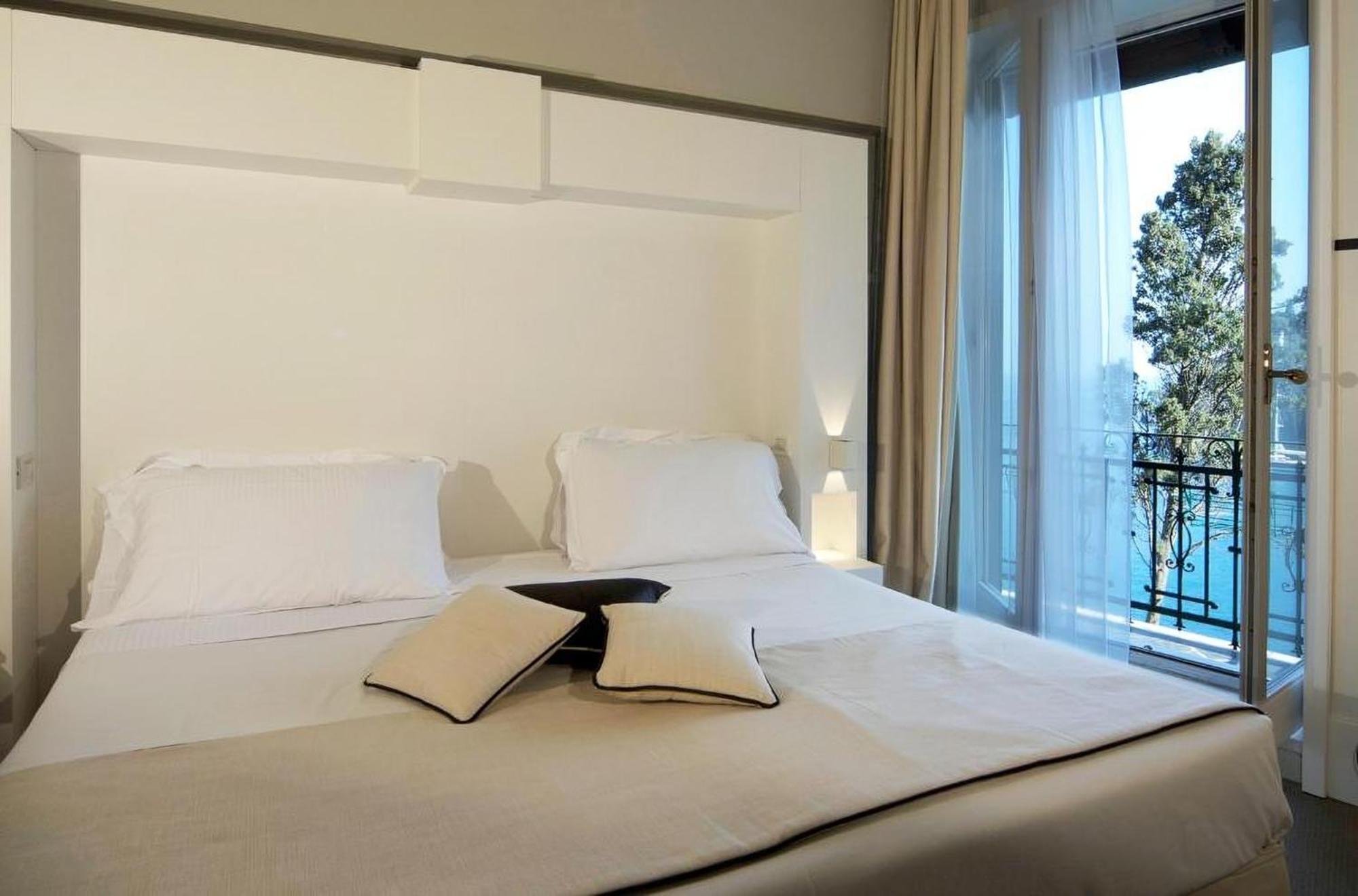 Hotel Deluxe Family - Balcony, Sea View, Private Portofino